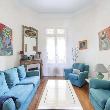 Mandel Villa *